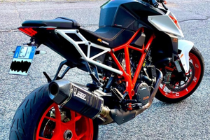 Ktm 1290 super duke r