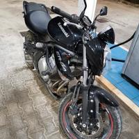 Kawasaki er 6 n