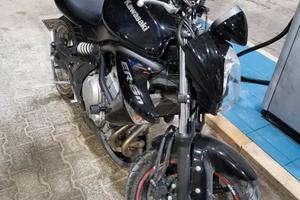 Kawasaki er 6 n