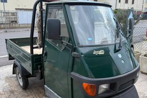 Piaggio Ape 50 - Verde foresta
