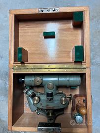 Livella filotecnica OMS