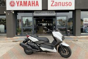 Yamaha X-Max 400