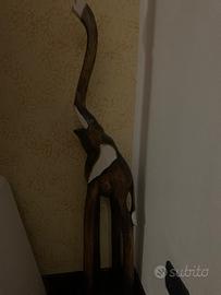 Elefante legno