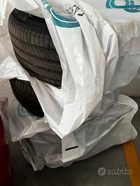 GOMME MICHELIN 245/50/19