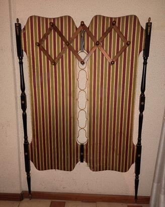 Appendi abiti anni 50