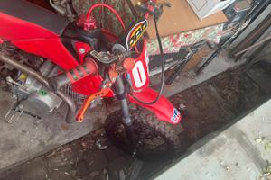 Pit bike