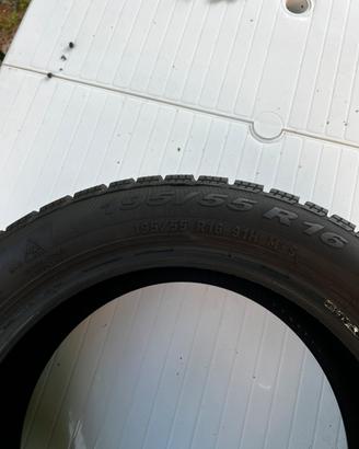 Gomme invernali Pirelli [195/55 R 16]