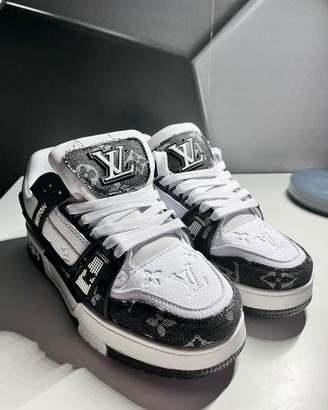 Trainer