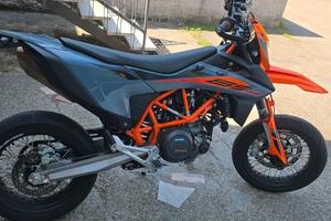 KTM 690 SMC R 