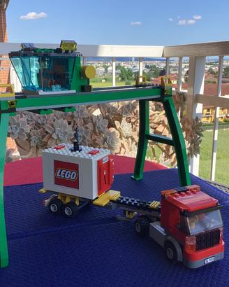 LEGO  7939 (Treni). GRU PONTE CARICO.