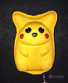 Pikachu  portaoggetti giallo Nintendo