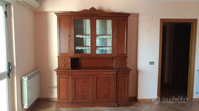 Mobile per soggiorno o credenza in lengo massiccio