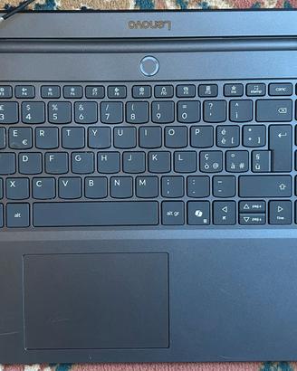 Base Laptop LenovoLOQ Intel i5 16GB DDR5 SSD 512GB