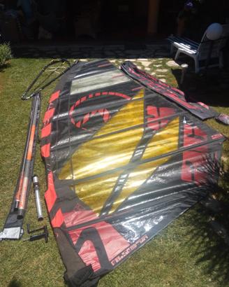 Vela windsurf POINT7 ACX 8,5 mq + prolunga PATLOVE