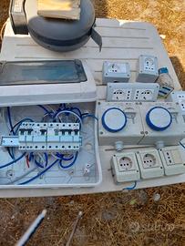 Materiali elettrico vario