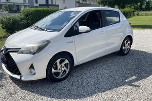 Toyota Yaris 1.5H ECVT 5P ACTIVE
