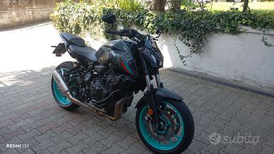 YAMAHA MT 07 A2