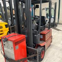 Carrello elevatore muletto linde