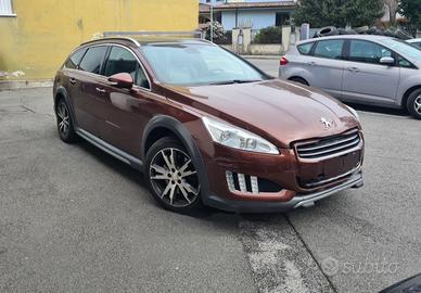 Peugeot 508 RXH Hybrid4 – 2013