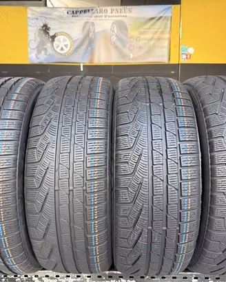4 Gomme 235/50R19 Pirelli Invernali 90/95% residui
