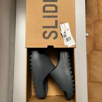 CIABATTE YZY SLIDE ADIDAS