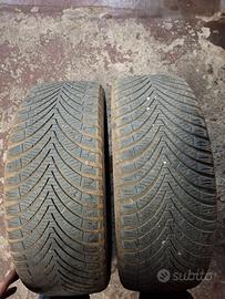 2 Kumho M+S 225/45/19 96W