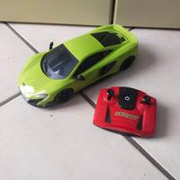 Auto MC LAREN MP675 1/18