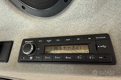 Autoradio Continental TR7412UB-OR
