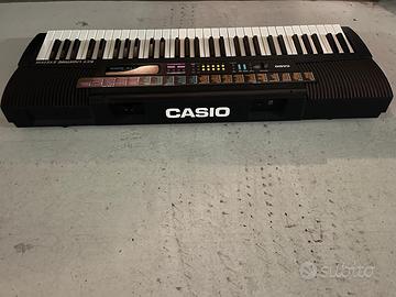 pianola  praticamente nuova 🎹