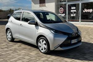 Toyota Aygo 1.0 VVT-i 69 CV 5 porte x-play