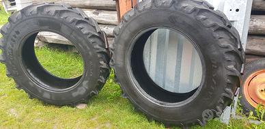 3 coppie pneumatici 14.9 R30, 29x13.5-15 & 6.00-15