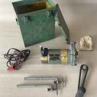 Caricabatterie manuale Battery Charger No.2