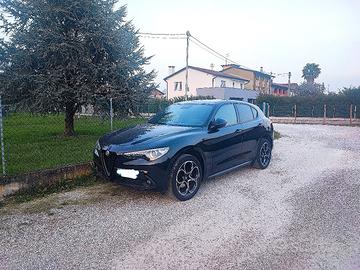 Alfa Romeo Stelvio 2.2. 210 CV veloce 