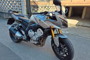 Yamaha FZ1 Fazer  – 2006 – 24.921 km – Originale
