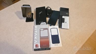 Samsung Galaxy Z Flip 6 - Praticamente NUOVO