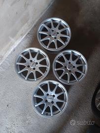 cerchi in lega 4x100 r15