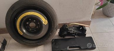 Ruotino Seat Ibiza del '99 e kit accessori 