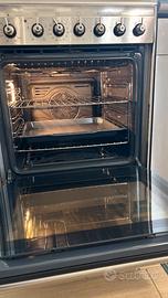 Cucina a gas 4 fuochi - forno a gas 70 lt SMEG