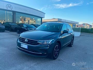 VOLKSWAGEN Tiguan 1.4 TSI eHYBRID DSG Life
