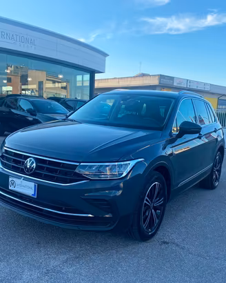 VOLKSWAGEN Tiguan 1.4 TSI eHYBRID DSG Life