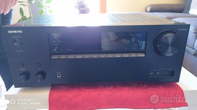 Onkyo TX-NR 696