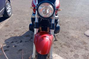 Kawasaki Zr 7 cil 750cc- anno 2003