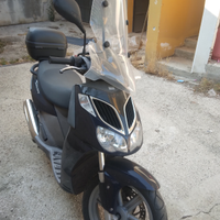 Aprilia sport city 200