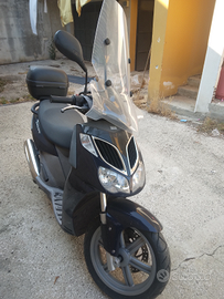 Aprilia sport city 200