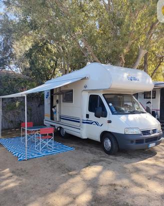 Camper Winnipeg  2002 motore appena revisionato 