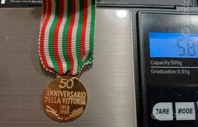 Medaglia Anniversario Della Vittoria Oro 750 18k
