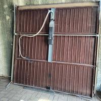 Porta garage basculante motorizzata BFT