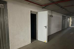 2 box comunicanti + posto auto