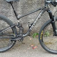 OLYMPIA F1X carbon tg S
Forcella DT SWISSE 232 esc