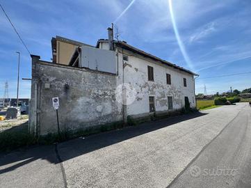 CASA SEMINDIPENDENTE A BORGARO TORINESE